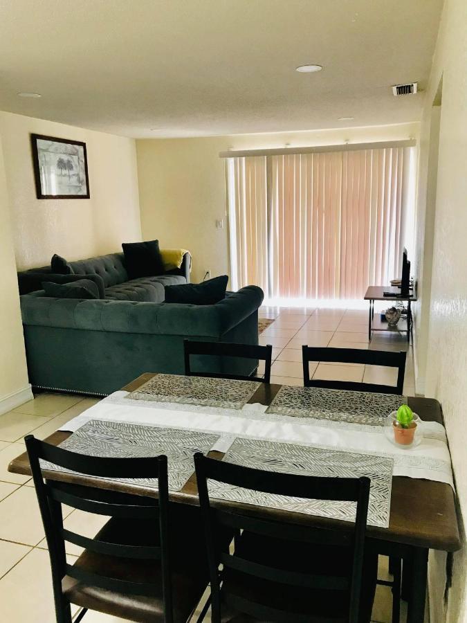 Apartamento Spacious Close To Siesta Sarasota